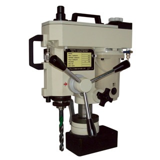 WIN五金 台灣製造 清山牌 <AE25S-110V> 磁性鑽孔機 磁性鑽台 鋼構鑽台 磁力鑽孔機 攻牙機 鑽孔機, , large