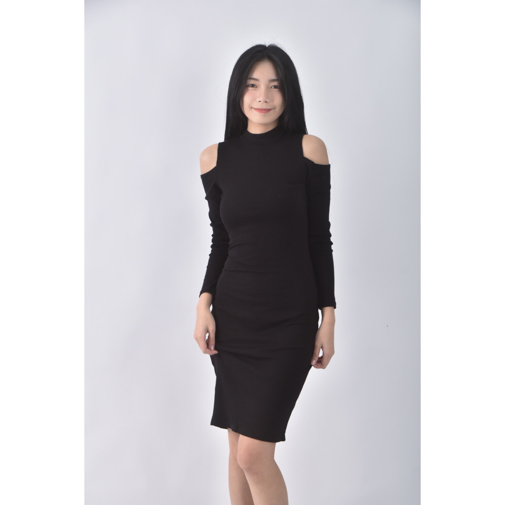 (S) forever21質感挖肩黑色洋裝二手衣, , large