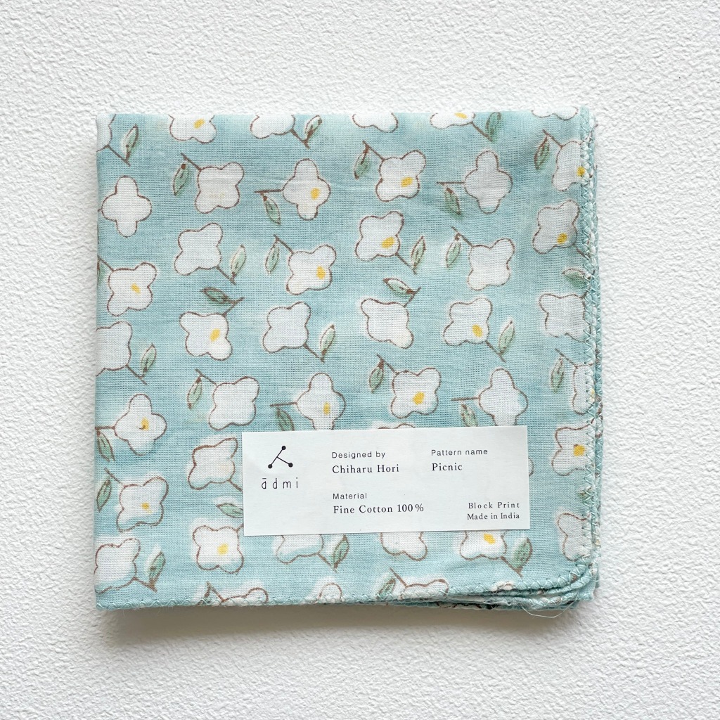 日本設計/印度製造 admi 全棉 方形 45x45 cm 手帕 手巾 (Picnic 03)