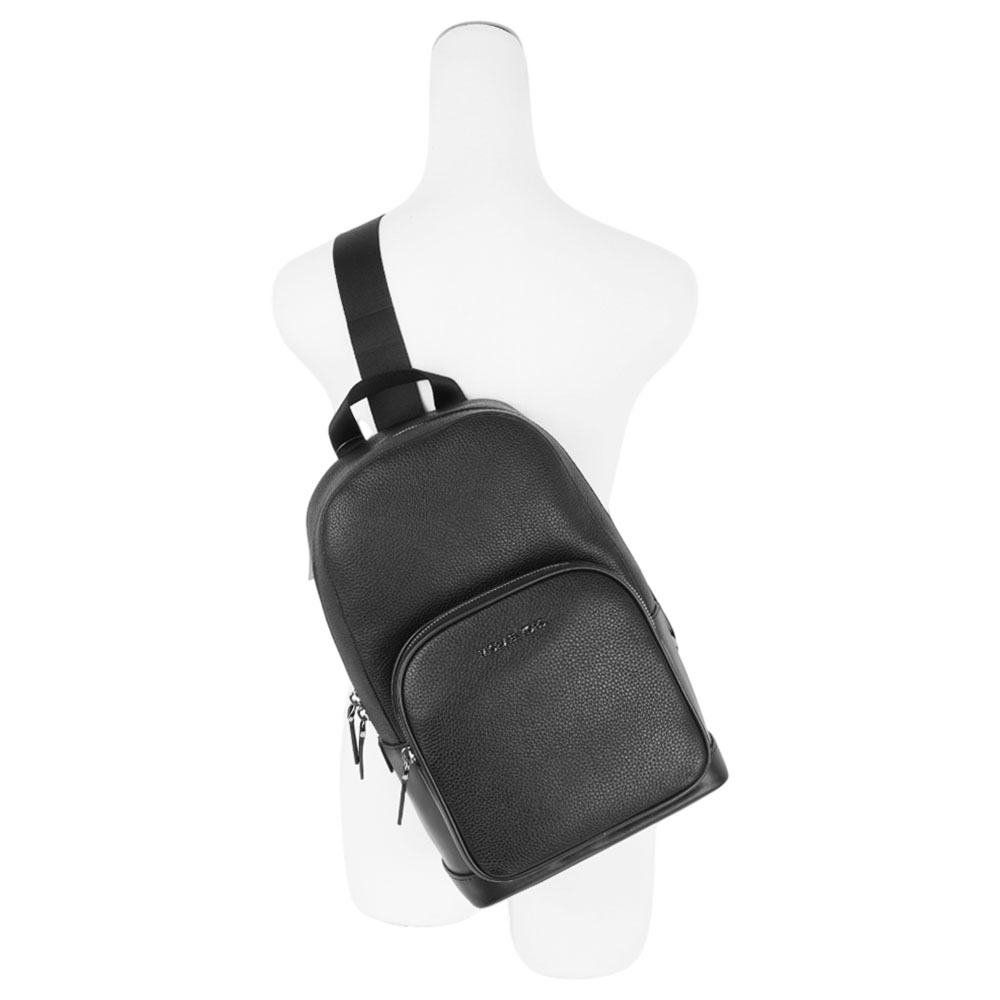 Michael Kors Cooper 銀字荔枝皮革口袋單肩背包(黑色), , large