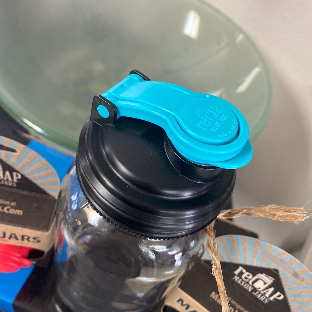 reCAP® Mason Jars Lid POUR cap 藍黑色寬口梅森罐專用飲料杯蓋 全新升級防漏/飲料隨行杯/提把蓋/飲料蓋/冷水壺, , large