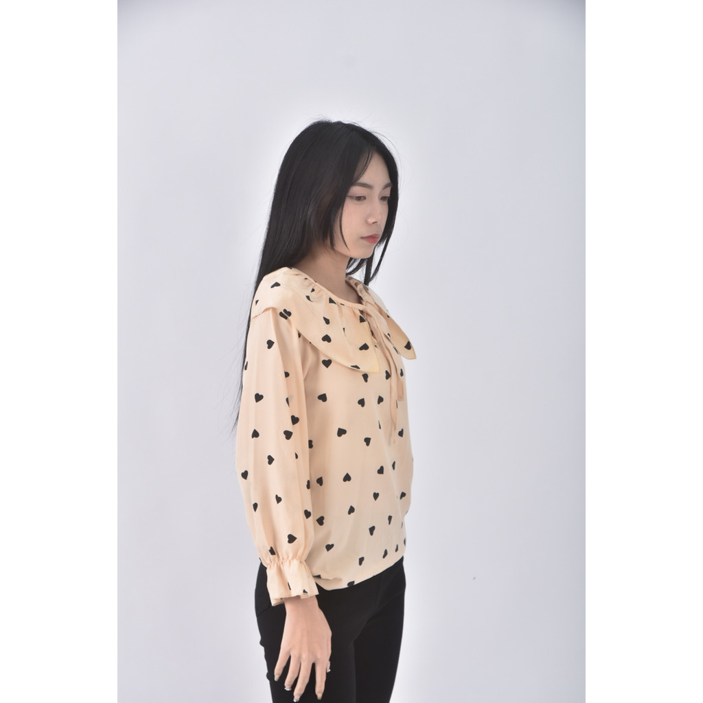 (S) tomorrow the sun愛心杏色長袖上衣二手衣, , large