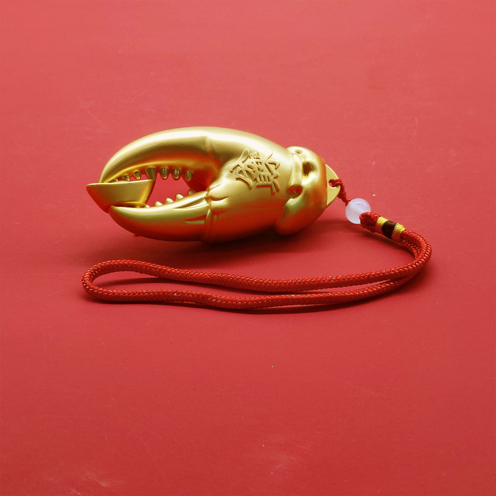 手中有錢 黃銅蟹鉗造型黃金吊飾 含編織繩 招財進寶 福氣滿盈 後照鏡 送禮 新車 吉利 吉祥 入厝禮 交換禮物, , large