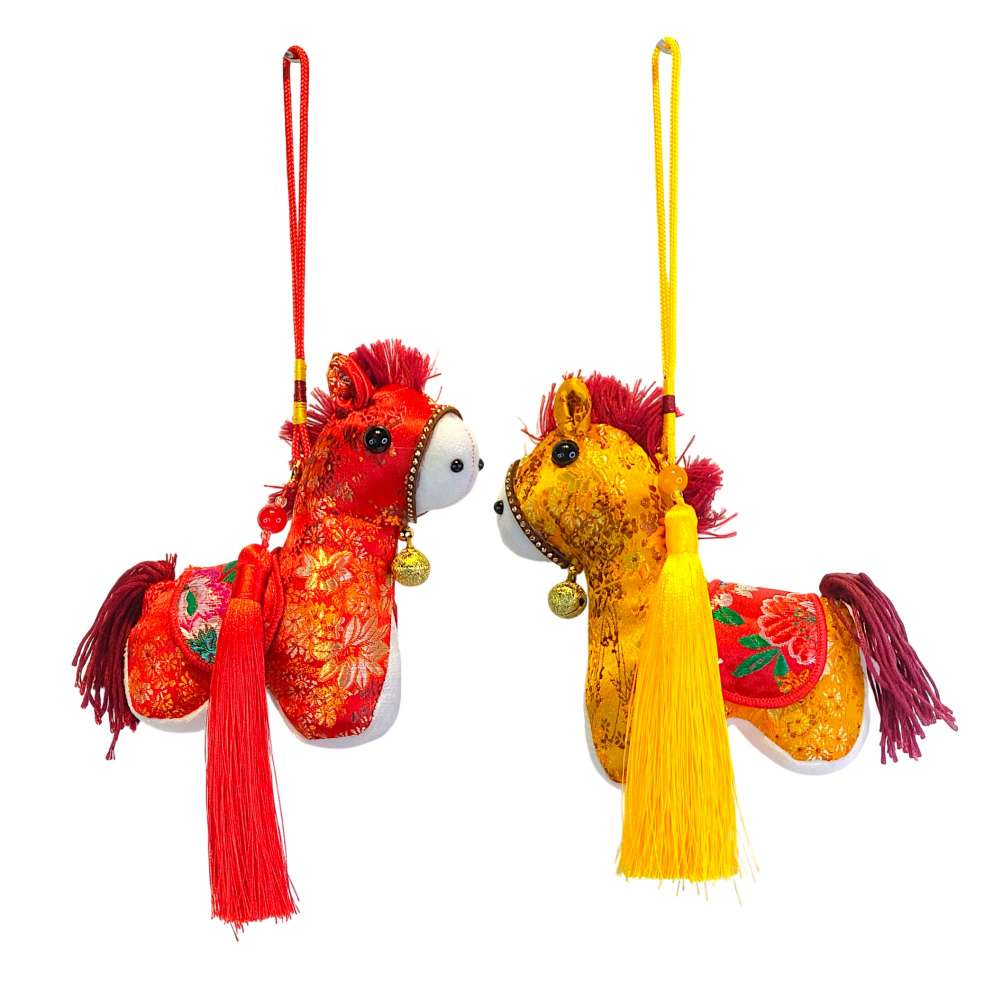 摩達客◉春節開運招財◉14cm精緻刺繡緞布小馬流蘇擺飾吊飾_兩入組, , large