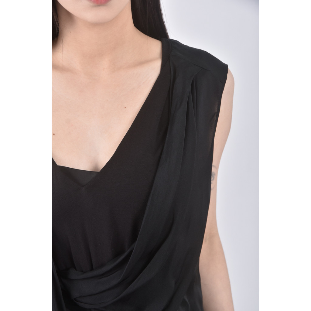 (M) max co質感無袖黑色上衣二手衣, , large