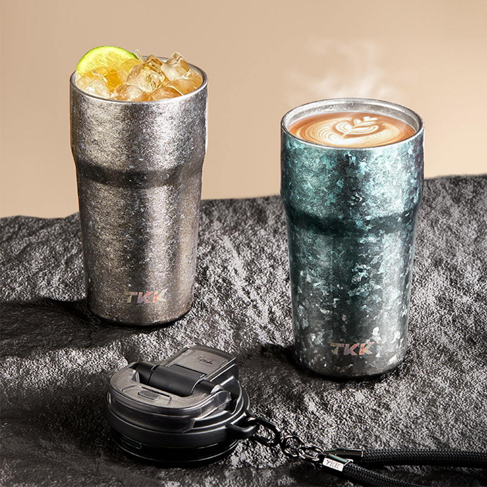 【TKK】洛奇系列 純鈦Ti 咖啡杯 保溫杯 隨身杯 630ML(提繩+直飲+吸管)-鈦曜黑, , large