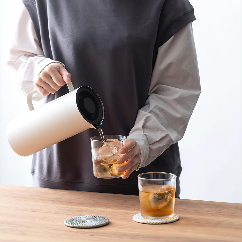 【日本孔雀Peacock】Living Pot 時尚保溫壺 不鏽鋼水壺 桌上壺 1.0L-任選色, , large