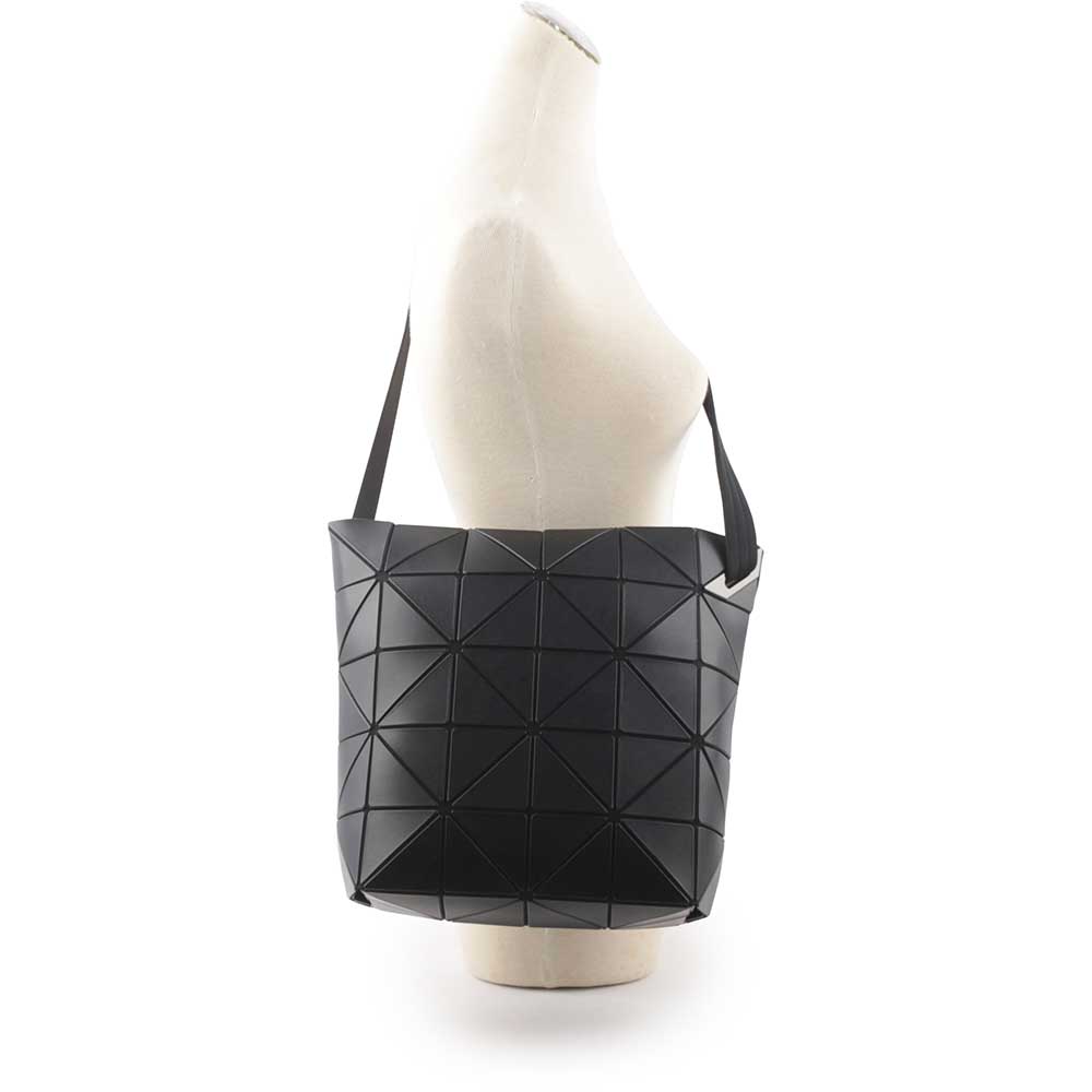 ISSEY MIYAKE Blocky 霧面可調背帶多用肩背包/黑色, , large