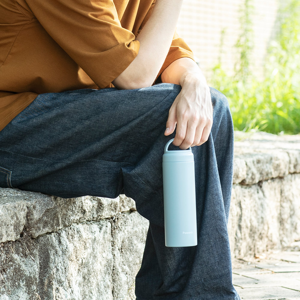 【日本孔雀Peacock】不鏽鋼 手提式City城市休閒 保冷保溫杯600ML(提把設計)-米白, , large