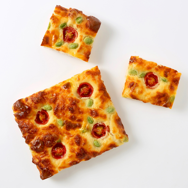 PASADENA Tomato Cheese Pizza Bread