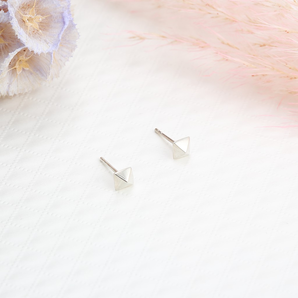 【Angel & Me】嘻哈 金字塔 鉚釘 一對 s925 純銀 耳環 耳夾 生日 聖誕 情人節 禮物, , large