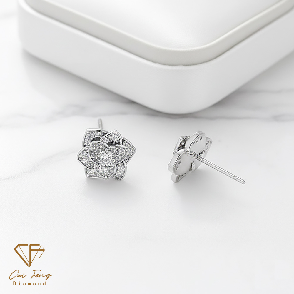【CF鑽飾】耳環 莫桑鑽《花語》10分