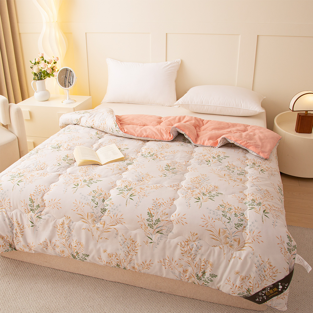 Graphene Thermoregulating Soy Fiber Washable Quilt, , large