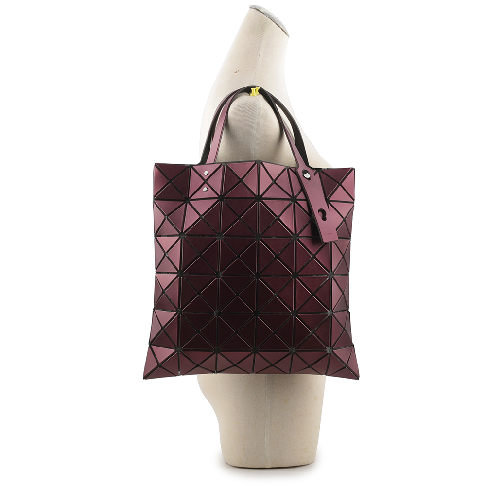 ISSEY MIYAKE BAO BAO Lucent 6x6 金屬感設計托特包/酒紅色, , large