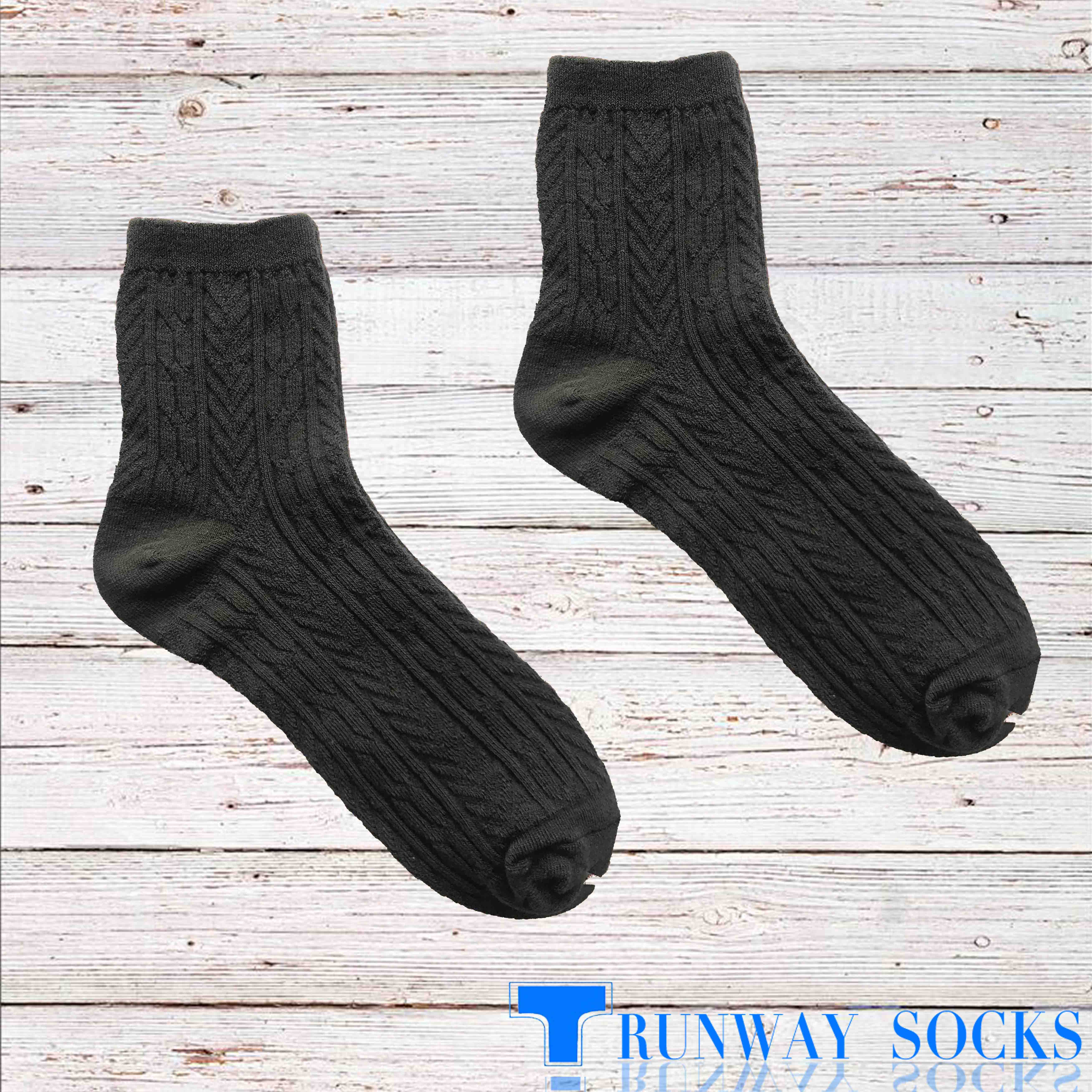 【伸展台】《RUNWAY SOCKS》熱銷 日系 流行短襪 雙針筒技術 復古緹花設計 軍綠色 1雙入, , large
