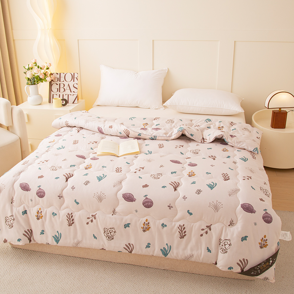 Graphene Thermoregulating Soy Fiber Washable Quilt, , large