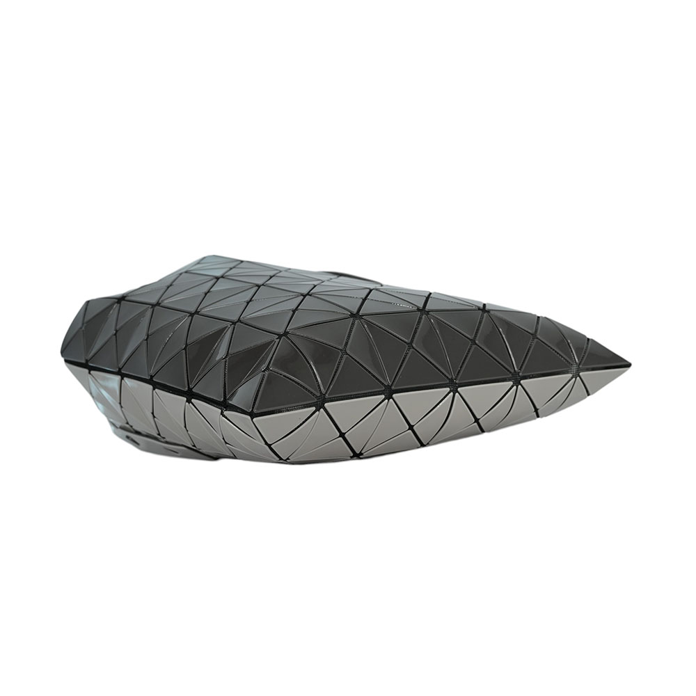 ISSEY MIYAKE BAO BAO LUCENT 6x6 亮面雙色托特包/石墨灰/珍珠灰, , large