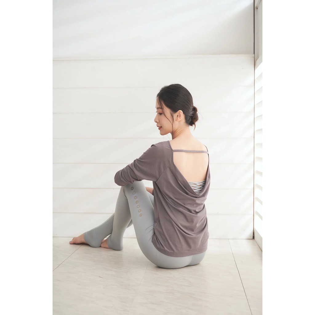 YOGA FLOW Soft(L)Sleeve - 後背優雅垂墜罩衫 - 冬日灰 Dark Grey, , large