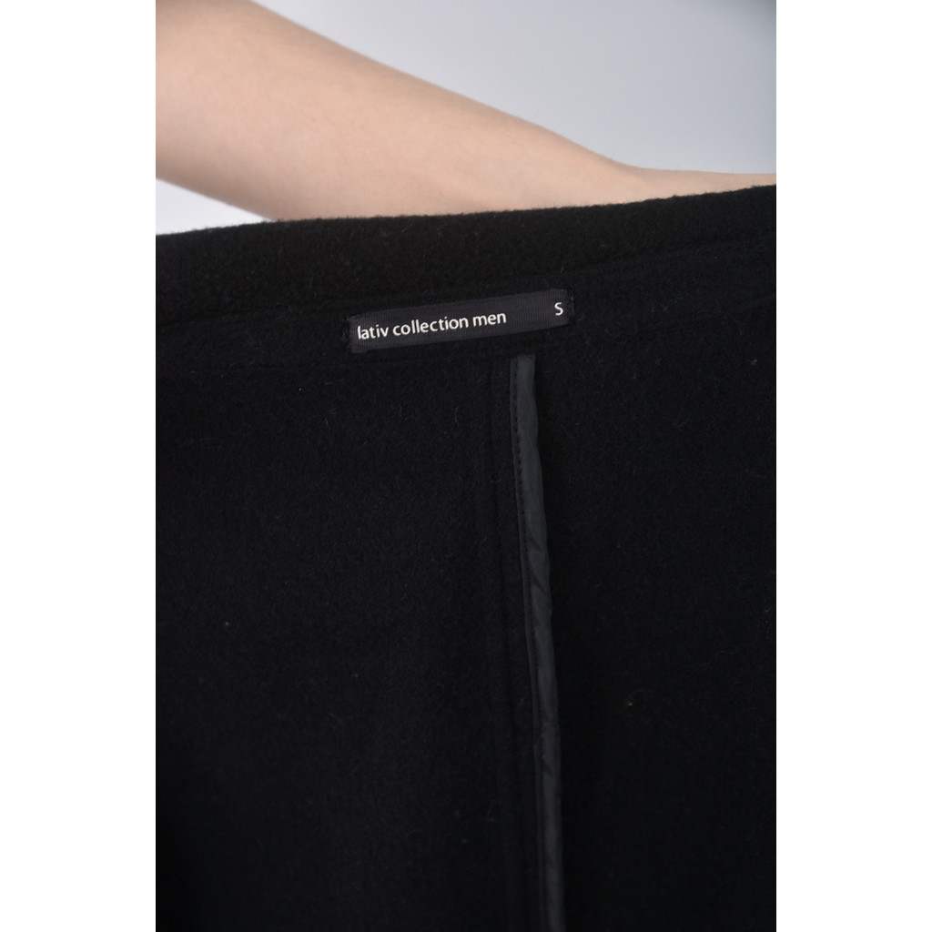 (2XL) lativ質感黑色外套二手衣, , large