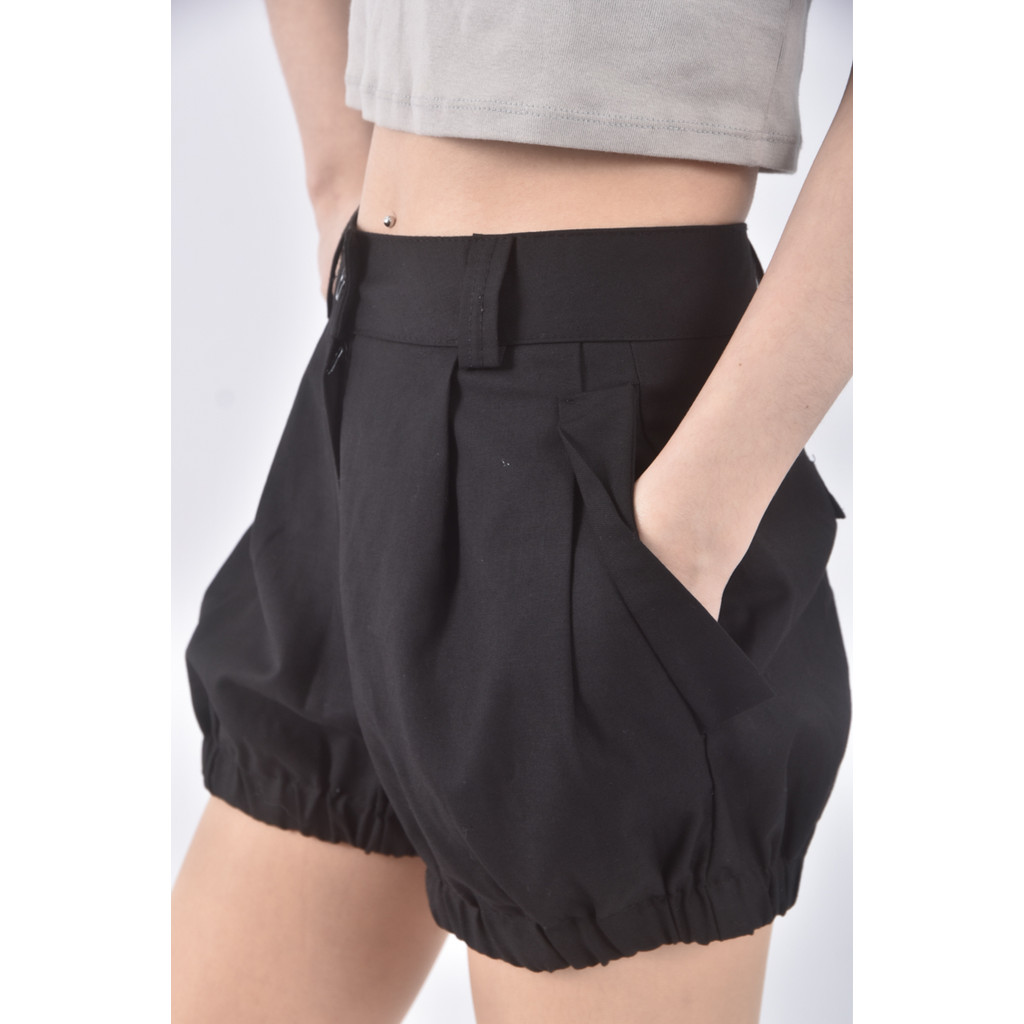 (L) 高腰質感燈籠黑色短褲二手衣, , large