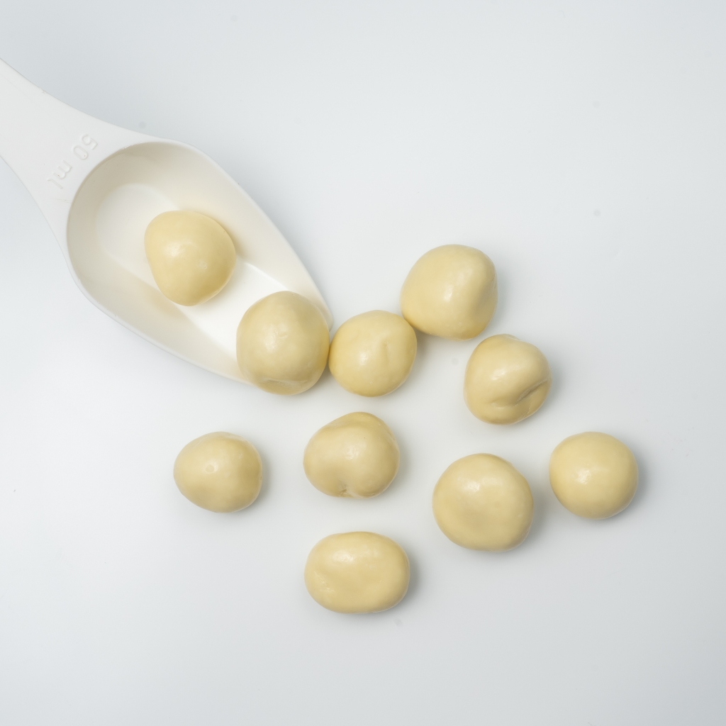 Strawberries in white chocolate, , large
