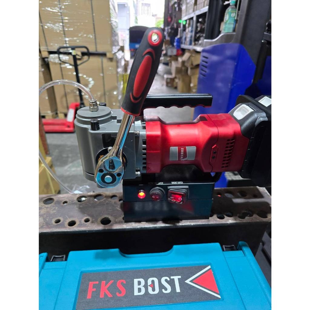 WIN五金 FKS BOST FKS-1835(單主機) 36V臥式磁性鑽台 磁性鑽孔機 鑽孔機 鋼構鑽台 開孔機 鑽台, , large